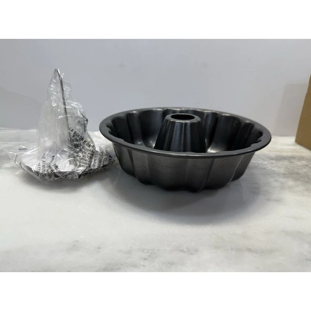 Pampered Chef Quick Cooker Fluted Cake Bundt Cake Pan w/Stand 100119 Non Stick